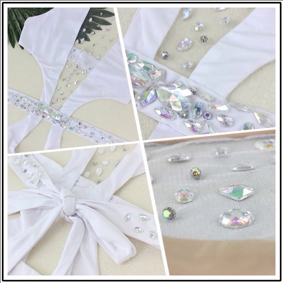 ๐White or Black gaze an crystals halter swimsuit - Picture 4 of 7
